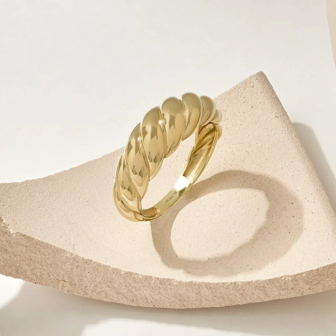 Niamh Ring | Gull