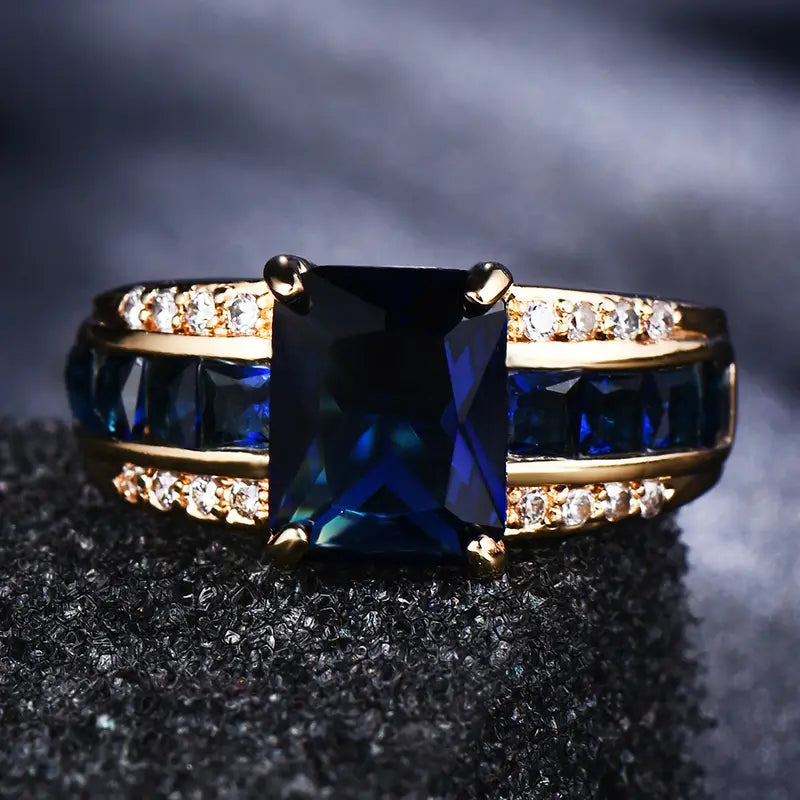 Liora Bluemont Ring | Gull