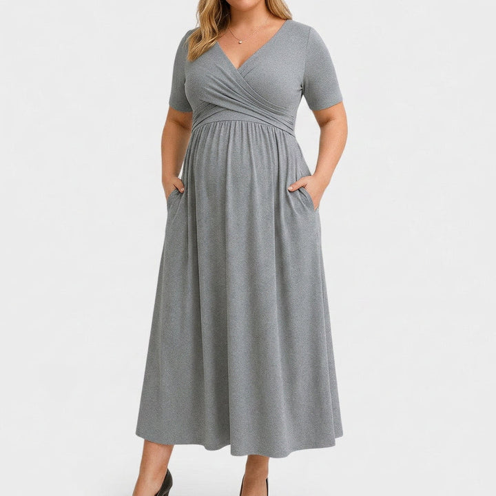Rosa | Elegant Midi Kjole