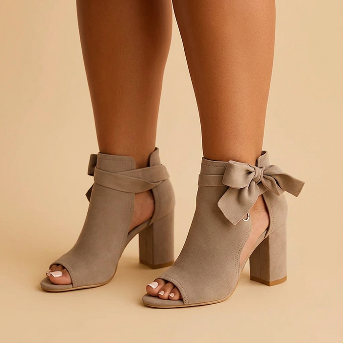 Genevieve – Elegant Hæl Sandaler