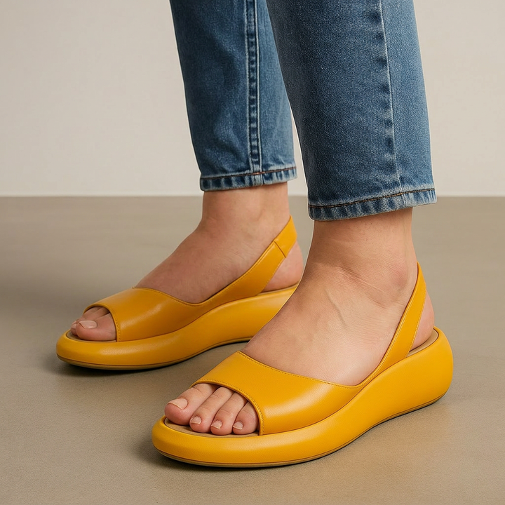 Romy | Minimalistiske Sandaler med Åpen Tå