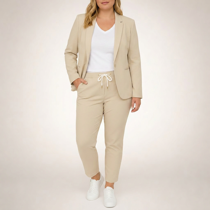 Rosanna | Løs Dress Set med Sporty Accent