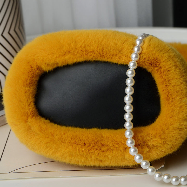 Plysj bucket bag med perlekjede