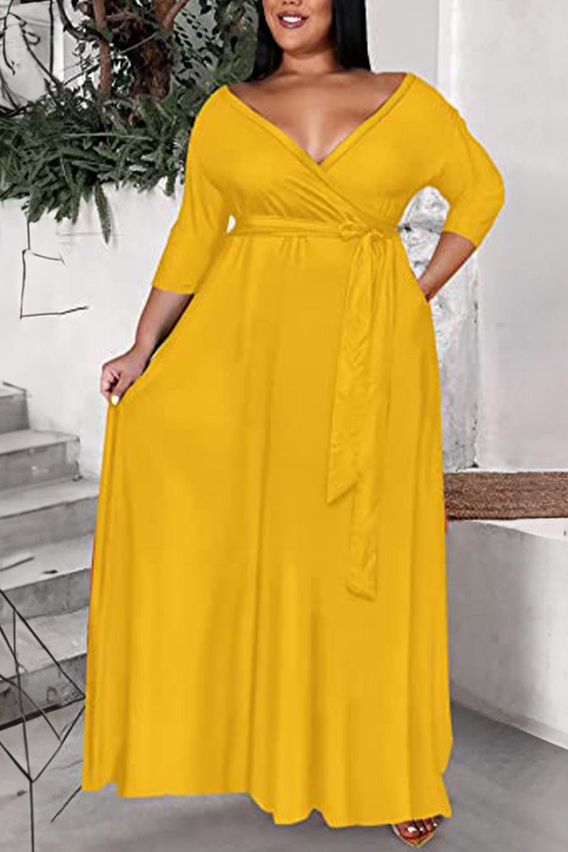 Arabella - Elegant Pluss Størrelse Belte Kjole