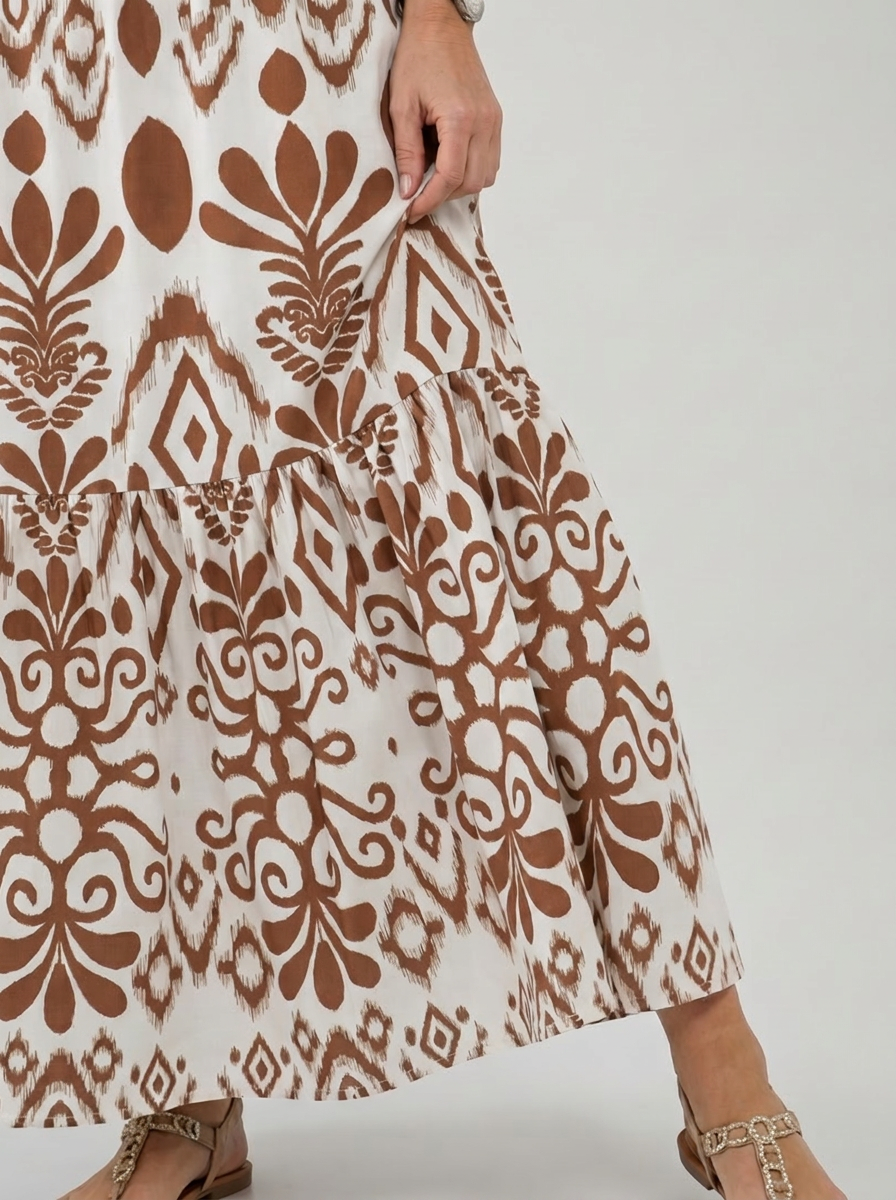 Marlow | Kort Flatter Sleeve Utsvingt Midi Kjole