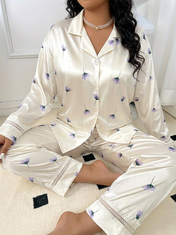 Bria | Blomstrete Pyjamassett med Blonder