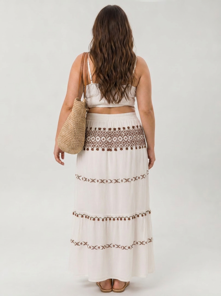 Bellamy | Spaghetti Stropp Brodert Detalj Midi Kjole