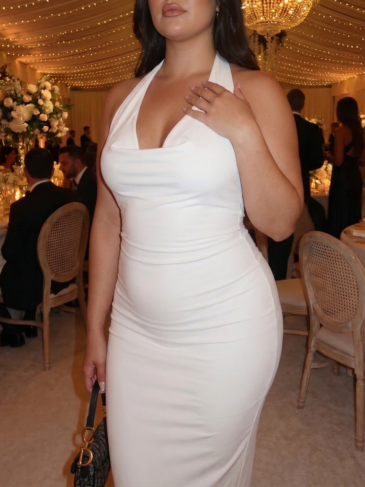 Ingrid | Halterneck Fitted Silhouette Midi Kjole