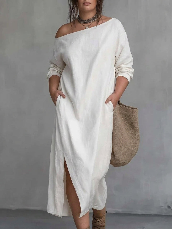 Kaia Off-Shoulder Slit Dress: Moderne Minimalistisk Eleganse