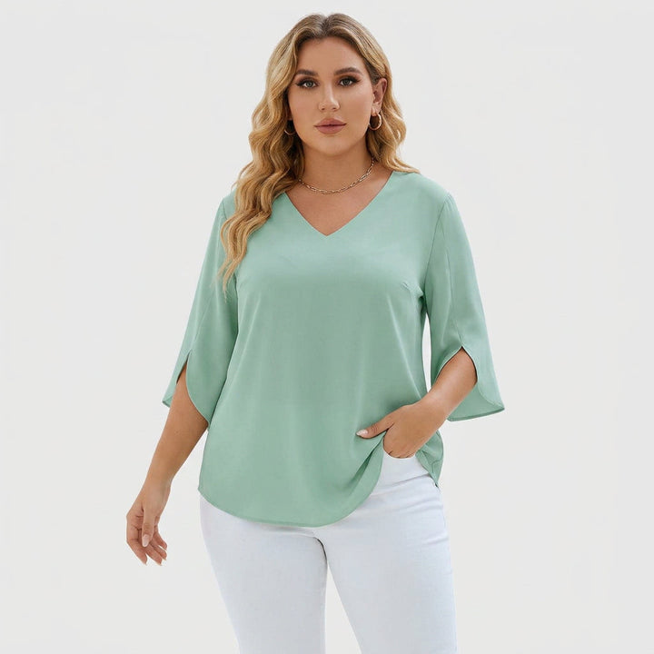 Solene | Sofistikert V-Hals Bluse