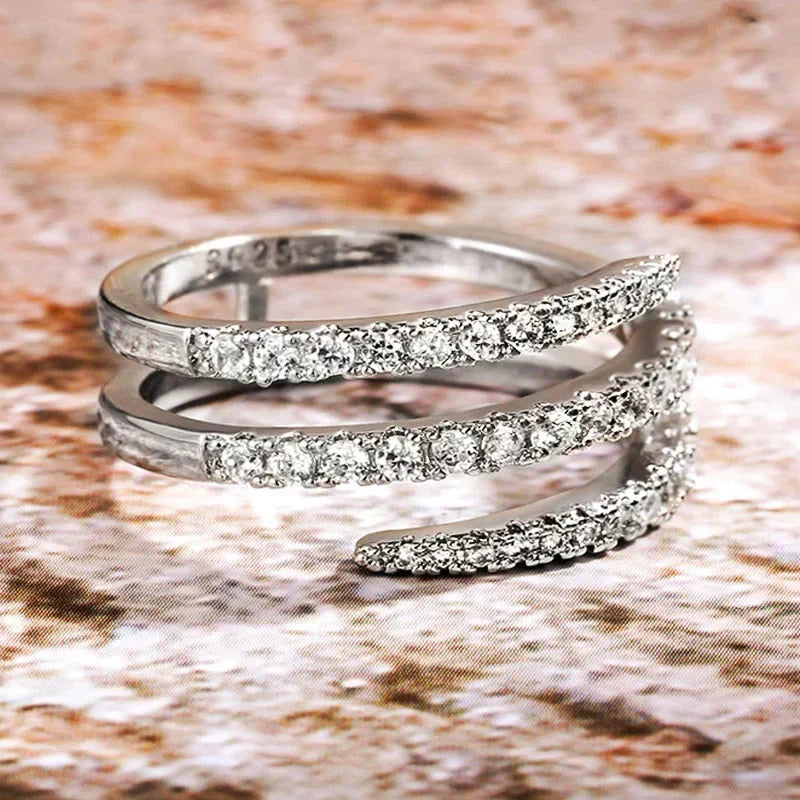 Cosima Sassetti Ring | Hvit Gull