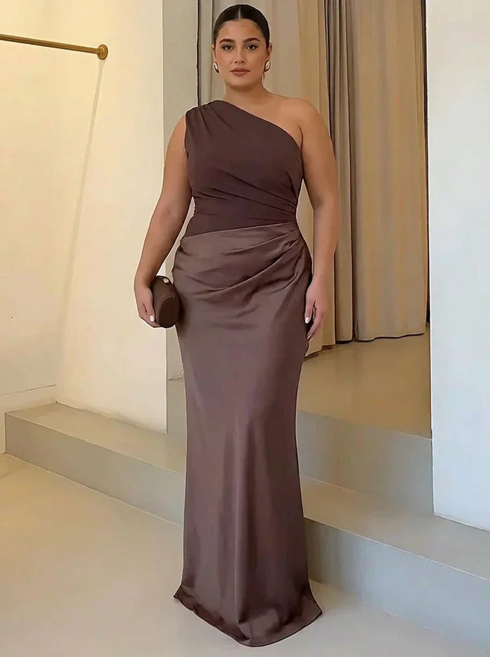 Floriane | Maxi Kjole med en Guilt i Satin
