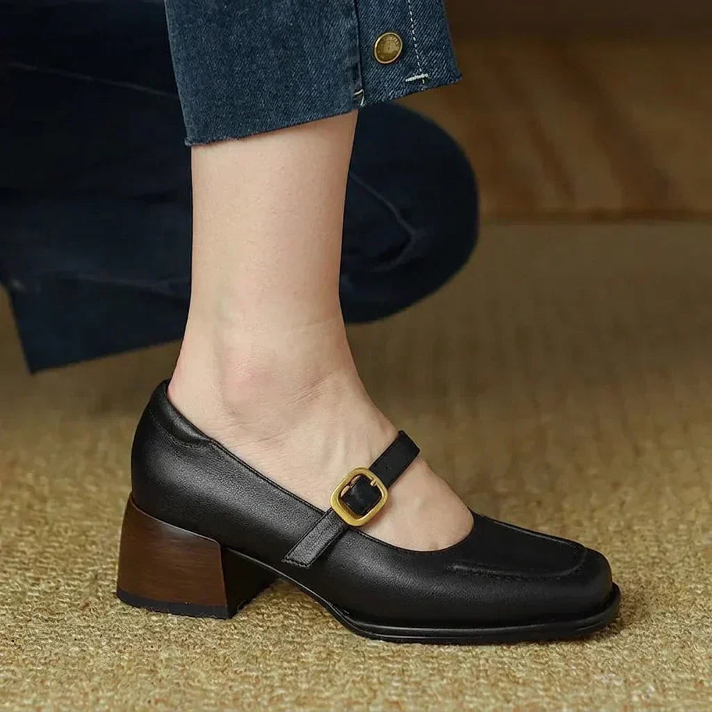 Lavinia | T-Stropp Sandaler