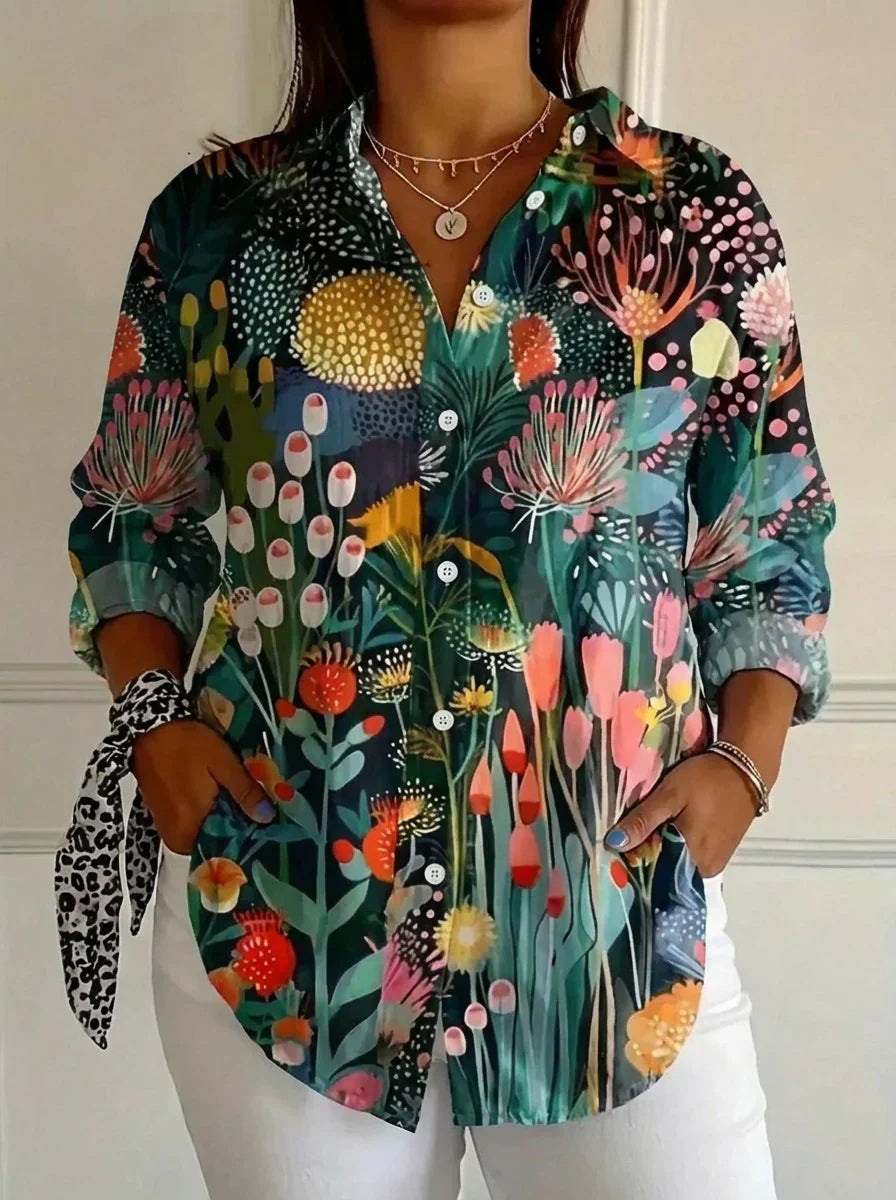 Selma | Fargerik Bluse med Lekent Print
