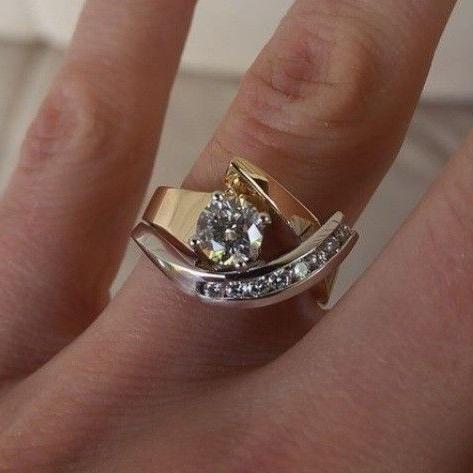 Isolde Uregelmessig Gull- &amp; Sølv Zirkonia Ring | Blandet Gull