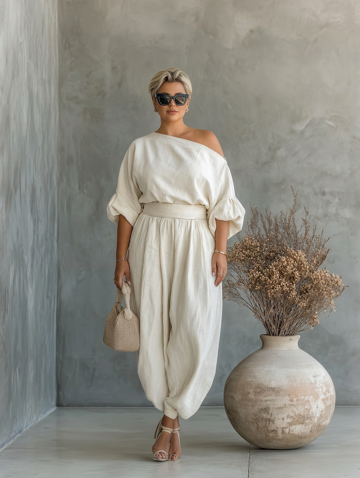 Kvinnesett i Off-White med Avtagbar Top og Tapered Bukser