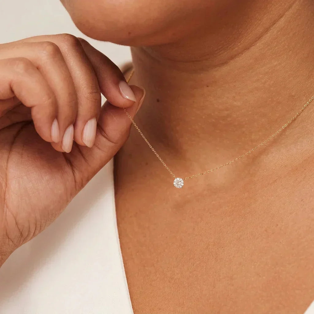 Monroe Moissanite Steinsmykke | Gull