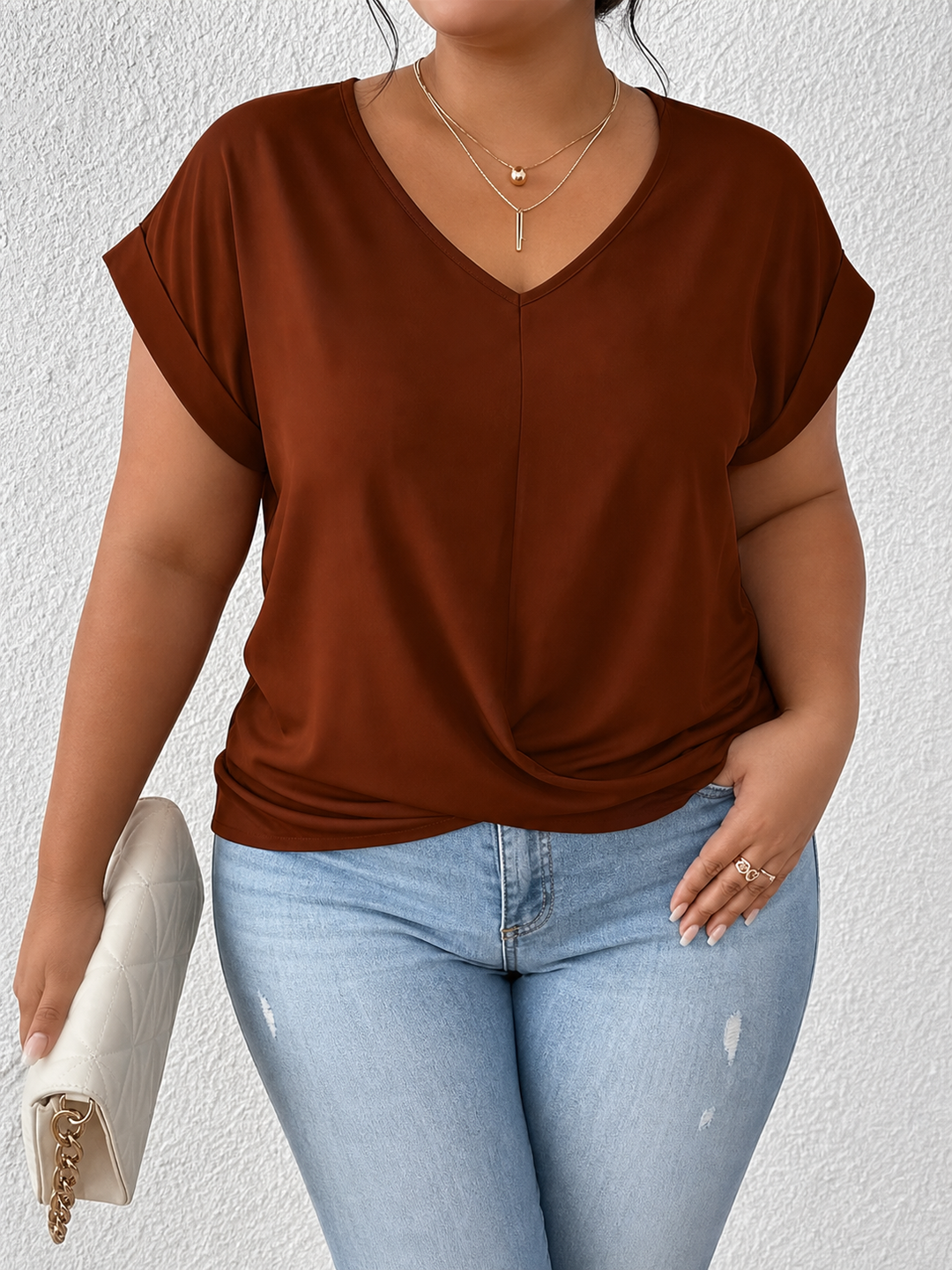BELLA | Klassisk Twist Detalj V-Hals Topp
